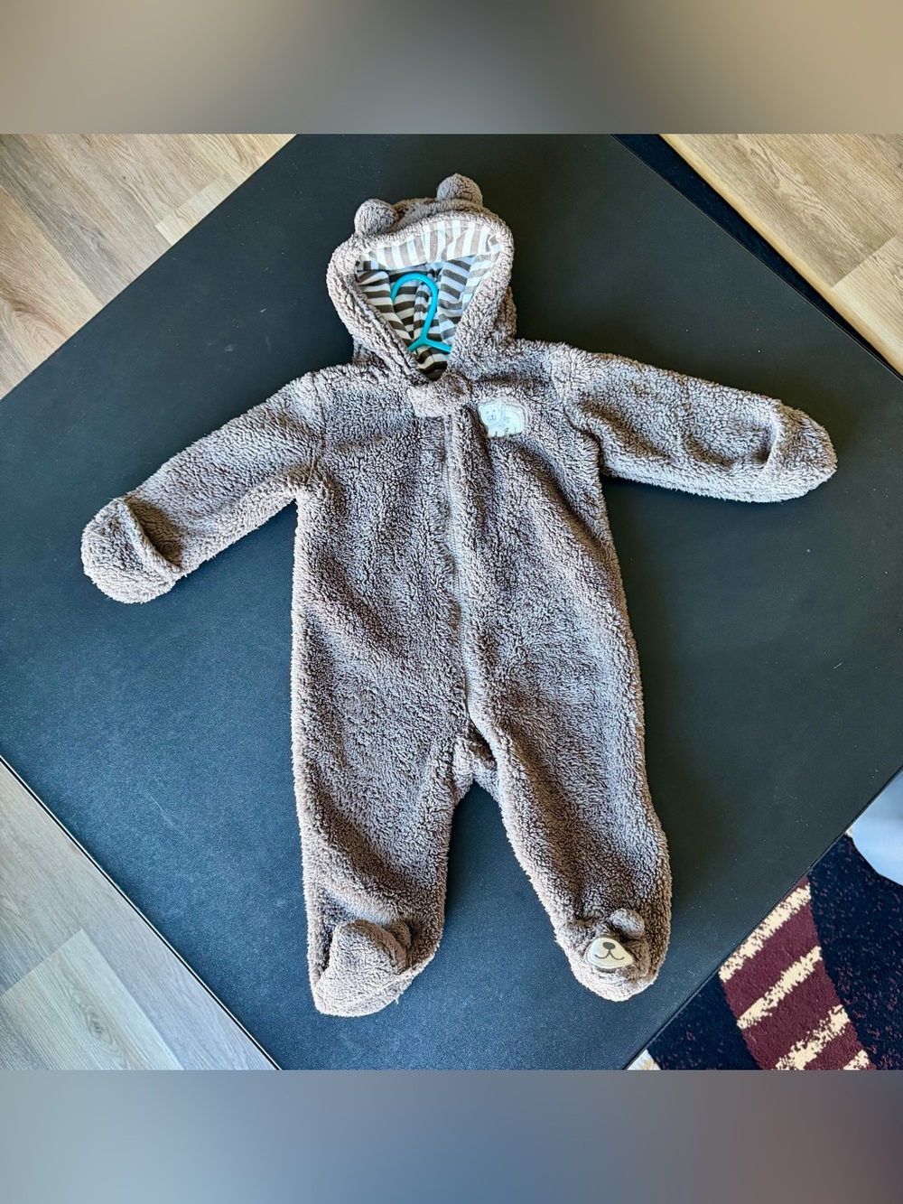 ✨Carters | Cozy Bear Full Zip Jumper - Size 9m✨